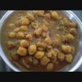 Rakhi Gupta का कुकस्नैप जब उन्होंने छोले (Chole recipe in hindi) बनाया था।