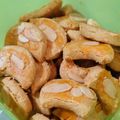 Cooksnap dari Monica Felicia untuk resep Kukis KACANG dari Selai Kacang