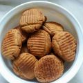Vanika Agrawal's cooksnap of when they made Thekua (khajuria).