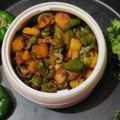 Priya Sharma का कुकस्नैप जब उन्होंने शिमला मिर्च आलू की सब्जी (shimla mirch aloo ki sabzi recipe in Hindi) बनाया था।
