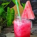 Cooksnap Norashikin Rahmat semasa beliau membuat Jus tembikai.