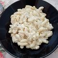 Sándor Szekeres Cooksnap-ja, amikor elkészítette a(z) Tejszínes sajtos tárkonyos csirkemelles tészta receptet.