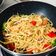 Cooksnap Nab’s Kitchen Diary semasa beliau membuat Spaghetti Aglio Olio.