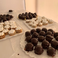 El cooksnap de vanebass@hotmail.com cuando hizo Alfajores de chocolate y nuez al café. ¡Bañados!.