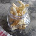 Cooksnap dari Eka Bayuningtyas untuk resep 111. Cimi-cimi / Stik Bawang / Kue Bawang Original