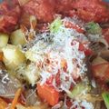 El cooksnap de Manuel M T cuando hizo Macarrones integrales con salsa de tomate y verduras.
