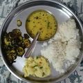 Mansi patel का कुकस्नैप जब उन्होंने चावल और काली मलका दाल (chawal aur kali malka dal recipe in Hindi) बनाया था।