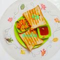 Saroj Shah's cooksnap of when they made ટોસ્ટ સેન્ડવીચ (Toast Sandwich Recipe In Gujarati).