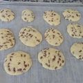 Cooksnap από Mariangella Fragaki στη συνταγή Μαλακά μπισκότα βανίλιας με κομμάτια σοκολάτας
