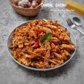 Cooksnap Hadleny Kitchen semasa beliau membuat Sambal Garing Tempe & Ikan Bilis.