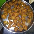 Monika's Dabha's cooksnap of when they made Moong Dal Pakoras.