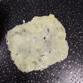 Cooksnap de Cael Horta quando cozinhou Queijo mussarela vegana (para comer derretido).