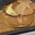 El cooksnap de Mari Alarcon Morales cuando hizo Pan de hogaza relleno de mozzarella, carne picada y jamón.