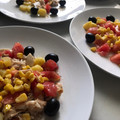 El cooksnap de @tesa.cuina cuando hizo Ensalada fresquita de pollo asado,tomate y huevo. Aliño de Vidalim Kids 😋😋😋.