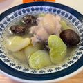 Viki自由揮灑kitchen 的 皇帝豆香菇雞湯(萬用鍋) cooksnap