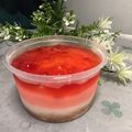 Cooksnap dari orys untuk resep Strawberry Dessert Box