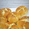 Cooksnap dari LiaLio untuk resep KOREAN CREAM CHEESE GARLIC BREAD. ROTI KOREAN KEKINIAN BENERAN E
