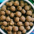 Rafiqua Shama का कुकस्नैप जब उन्होंने पौष्टिक मखाना ड्राई फ्रूट्स लड्डू बनाया था।