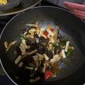 Cooksnap dari Kiky Octafiani Althafunnisa untuk resep Oseng cumi jamur kuping