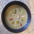 Sujata Kulkarni's cooksnap of when they made ब्रोकोली -बदाम सूप (broccoli almond soup recipe in marathi).