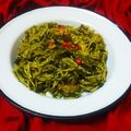 Lisha Ghosh's cooksnap of when they made পালং চিকেন চাউমিন (palak chicken chow mein recipe in Bengali).