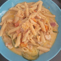 El cooksnap de Amparo MG cuando hizo Macarrones con gambas y calabacín en robot ClickChef Moulinex.