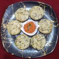 Bhavnaben Adhiya 's cooksnap of when they made Instant Moong Dal Masala Idlis.