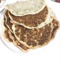 صورة من أكلاتي الشهية😋، شاركها بعد تجربة وصفة لحم بالعجين 🍗🥙🥗