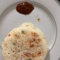 Preety's cooksnap of when they made Instan Rava uttapam and onion tomato chutney.