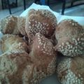 Cooksnap dari Ewis Sinaga untuk resep Kue Ketawa (Roti Mekel)