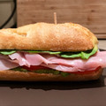 El cooksnap de Paloma Díaz cuando hizo Bocadillo de jamón cocido con espinacas y tomates secos.