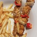 angéla Cooksnap-ja, amikor elkészítette a(z) Csirkenyárs fűszeres hasábbal, kétféle mártogatóssal receptet.