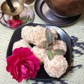 Rashmi का कुकस्नैप जब उन्होंने तिल मावा लड्डू (til mava laddu recipe in hindi) बनाया था।