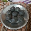 Sudharani // OS KITCHEN's cooksnap of when they made கருப்பு எள்ளுருண்டை (karppu Ellurundai Recipe in tamil).