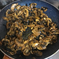 El cooksnap de lanayeye@hotmail.com cuando hizo Champiñones al ajillo con pasilla.