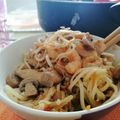 Cooksnap de Celia Campos quando cozinhou Chow Mein de Frango.