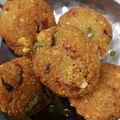 Cooksnap Julia ALeen Aireish semasa beliau membuat Masala Vadai.