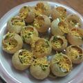 Akanksha Pulkit का कुकस्नैप जब उन्होंने गोल गप्पे की चाट (golgappa ki chaat recipe in Hindi) बनाया था।