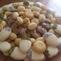صورة من ام لمى، شاركها بعد تجربة وصفة بسكويت مشكل🍪عجينه واحدة نكهات مختلفة😋