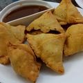 Afshan Tabassum's cooksnap of when they made Aaloo Ke Samosay.