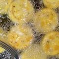 Priya Irani का कुकस्नैप जब उन्होंने पोटैटो स्माइली (potato smiley recipe in Hindi) बनाया था।