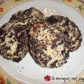 Cooksnap από pontikaki1985 στη συνταγή OREO cookies με κομμάτια lacta φράουλα