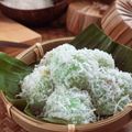 Cooksnap Zareena Shahmarudin semasa beliau membuat Kuih Buah Melaka.