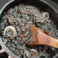 El cooksnap de Paola Lozano Zafra cuando hizo Risotto de arroz negro con sepia.