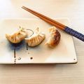il Serena Delfi quando ha preparato Gyoza (ravioli giapponesi)