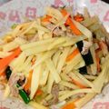 Subii Huang 的 蔥爆肉絲炒皎白筍 cooksnap