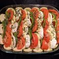 Cooksnap de Pepsie_et_la_familia sur la recette Tian de courgette tomate poivron & mozzarella disposé sur un riz aux oignons caramélisés
