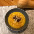 Cooksnap από kimwlos στη συνταγή Καπνιστή κολοκυθόσουπα με τσένταρ