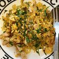 รูป Cooksnap ของ Patcharin Mon Chantrakulkasem เมื่อเขาทำ ผัดหนึ่งเหม็น😋(วุ้นเส้นผัดชะอม) ง่ายๆ