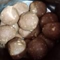 Yamini का कुकस्नैप जब उन्होंने आटे के लड्डू (Aate k ladoo recipe in Hindi) बनाया था।